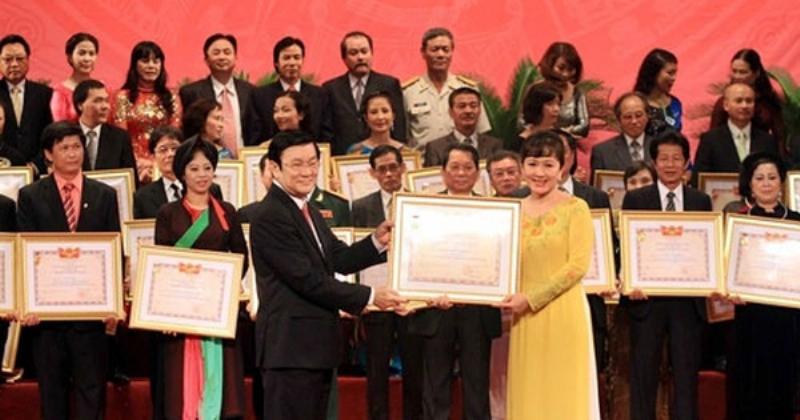 Cong dong fan yeu quy nghe si ca cha bac